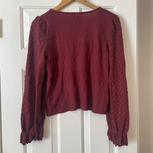 Madewell Eyelet Ruffle Sleeve Top - A Textured Dream 🧵 0153 - Picture 6 of 6